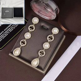 Boutique Luxury Chains Earrings Womens Designer Gifts Earrings High Quality Love Charm Jewellery Dangle Earring With Box Fashion Style Earrings