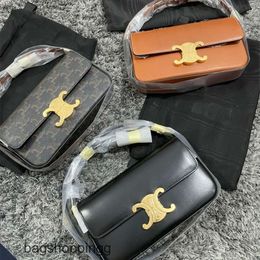 designers bag Cell bag Fashion Triumphal Arch Underarm Bag Womens shoulder bag CLAUDES Handbag Leather Stick Bag D7P5