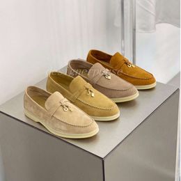 2024 Designer shoes Summer Charms Walk Casual Shoe Women loafers Men Suede Calf Skin Muller Brand classic walking flats mules comfortable 77