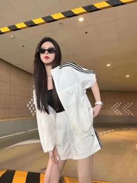 Fashionable P brand Windbreaker striped shoulder length short sleeved casual sportswear set with sun protection clothes and black and white shorts mixed in color