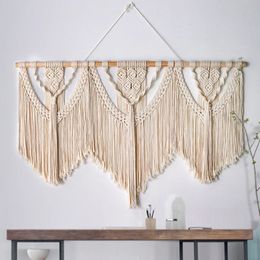 Large Macrame Wall Hanging Tapestry with Wooden Stick Hand-Woven Bohemia Tassel Curtain Tapestry Wedding Backgrou Boho Decor 240118