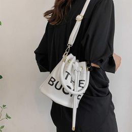 Bags Fashion Tote Bucket for Women Designer Drawstring Shoulder Cute Ladies Crossbody Vintage Shopper Purses 2022 Ins Y2212242G