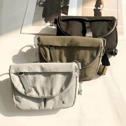 Waist Bags Men's And Women's Fashion Light Weight Diagonal Pocket Leisure Sports Chest Bag With Metal