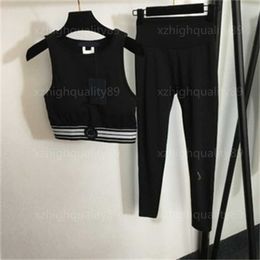 Designer Tracksuit Women 2 Piece Set Leisure Sports Yoga Fitness Two Piece Set Suspender Vest Elastic Tight Leggings Pantsuits Sweatsuits For Womens Clothes