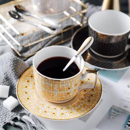 Cups & Saucers Golden Ceramic Coffee Cup And Saucer Set Porcelain Mug Bone China Mosaic Design Gilded Sets286i