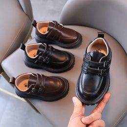 Crianças outono sapatos de couro casual lazer escola meninos meninas sapato único tamanho 21-30 criança preto marrom dedo do pé redondo sapato infantil 240131