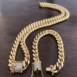 Bracciale da uomo a maglie cubane Miami con catena placcata in oro 18 carati, chiusura con diamanti da 14 mm234k