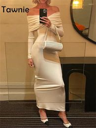 Casual Dresses Tawnie Sexy Slash Neck Off Shoulder Backless Long Sleeve Dress 2024 Autumn White Black Elegant Evening Party Gown