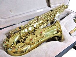 A 900 Alto Saxophone Gold Lacquer with Hard Case Musical instrument