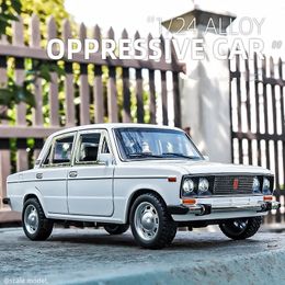 124 LADA NIVA Classic Car Alloy Car Model Diecast Metal Toy Vehicles Car Model High Simulation Collection Childrens Gift 240118