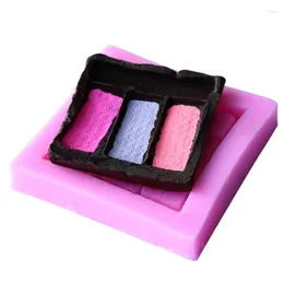 Baking Moulds Fashion Blush Eyeshadow Makeup Tools Fondant Cake Molds Soap Chocolate Mould Kitchen Tool D481