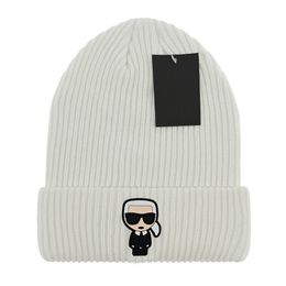 Fashion Hat beanie skull Caps Designer knitted hats ins popular winter hat Classic Letter goose Print Knit AAAA168 M-16