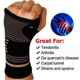 Wrist Support Men Compression Wristband with Pressure Belt Sport Protection Wrist Brace Knitting Pressurised Wrist Palm Brace Bandage Support YQ240131