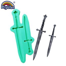 Baking Moulds Creative Sword Shield Silicone Mould For Cake Decorating Chocolate Fondant Moulds Dragon Sugarcraft Mastic Border Resi303Z