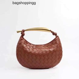 Shark Woven Sardine Venata Half Classic HandCow Luxury Boteega tote bag Girl Evening Soft Bags Leather Pleated Large Capacity Casual Carrying Underarm 29cm BKBX