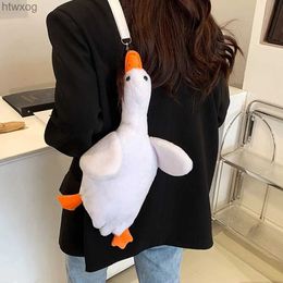 Cell Phone Pouches Women personality Funny mobile phone bag Girl cute cartoon plush duck doll toy shoulder bag 2023 new cross-body bag YQ240131