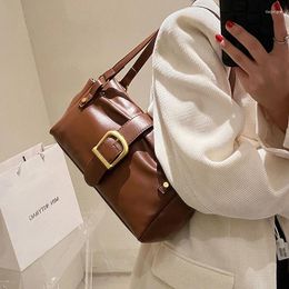 Evening Bags Classic Women's Bag Fashion Buckle Top Brand Shoulder Large Capacity Handbag Mouth Red Wallet