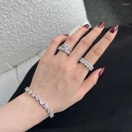 Cluster Rings Karachi S925 Sterling Silver Ring Bracelet With 5A Zircon Inlaid Light Luxury Fashion Style Closed