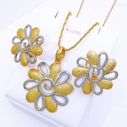 Necklace Earrings Set For Women 18K Gold Plated Two Tone Vintage Plant Petals Pendant Wedding Party 2024 Trending