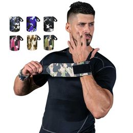 Wrist Support 1Pair Compression Wrist Brace Support Camouflage Elastic Wrist Wraps For Hand Protection WeightLifting Brace Basketball Sports YQ240131