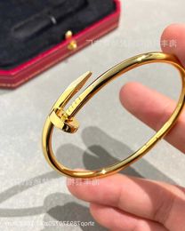 Original 1to1 C-arter Bracelet Version High Nail Head Full body V Gold CNC Precision Carved Live Streaming Sales 1SR83