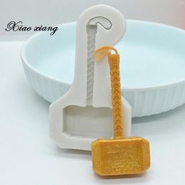 Baking Moulds Luyou 3D Hammer Design Fondant Silicone Cake Moulds For Soap Chocolate Mould Pastry Kitchen Bakeware Tools FM364