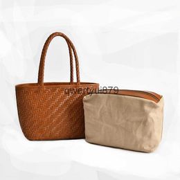 Shoulder Bags Womens leater andbag retro top layer cowide woven vegetable basket moter bagH24131