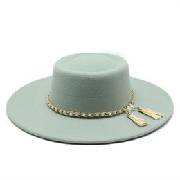 Summer Simple Solid Colour Wool Felt Jazz Fedora Hats with Chain Men Women Wide Brim Panama Trilby Cap Autumn winter267Y