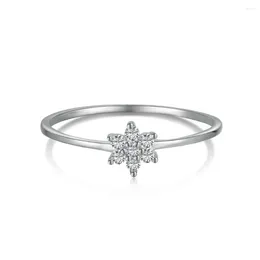 Cluster Rings 925 Sterling Silver Snowflake Ring For Women With A Sense Of Niche Design. Micro Set Zircon Simulation Diamond