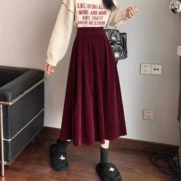 Skirts Autumn Temperament Velvet Skirt Women Fashion Pleated Mid Length Maxi Female High Waist Solid Colour Retro Long Y2k