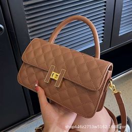 Small Niche Diamond Grid Embroidered Thread Portable Small Square for Women Shoulder with High-end Feeling 2024 78% Off Store wholesale