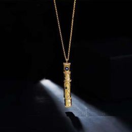 Long and simple exotic necklaces are fashionable and can rotate starry sky patterns with serpentine totem temperament trend 281o