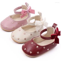 First Walkers 2024 Baby Step Crib Shoes Princess Soft Bottom Rubber Non-slip Toddler Infant Girls Pu Leather Booties