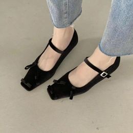 Dress Shoes 2024 Autumn Winter European And American Wind Trend Small Buckle Thin Heels High Women's Single