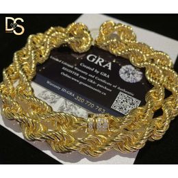 Luxury Gold Plated Hip Hop Mens Custom Cuban Chain Moissanite Diamond Necklace