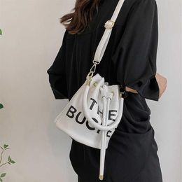 Bags Fashion Tote Bucket for Women Designer Drawstring Shoulder Cute Ladies Crossbody Vintage Shopper Purses 2022 Ins Y2212286h