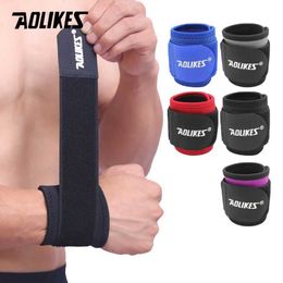 Wrist Support AOLIKES 1PCS Adjustable weightlifting wristband Support Fitness Bandage Wrist Support Protective gear wrist band Tennis Brace YQ240131