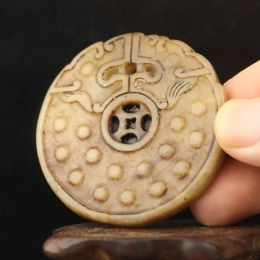 Pendants Old natural jade handcarved statue dragon flower pendant m