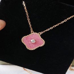 Fashion Classic necklace jewelry 4 Four Leaf Clover Charm pink colour withdiamonds Designer Jewelry Necklaces for Women Chirstmas 326i