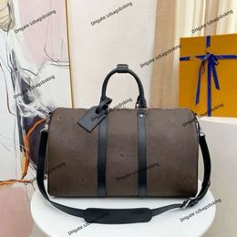 Top designer travel bag Backpack handheld high quality leather for men and women fashion brand New graffiti travel bag backpack carrying one shoulder crossbody bag