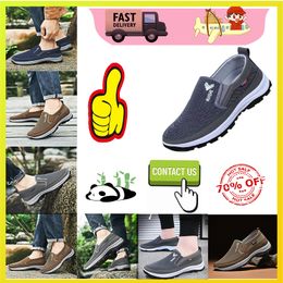 Casual Platform Designer shoes for middle-aged elderly women walking Autumn embroidery Comfortable wear resistant Anti slip soft sole work Sneakers