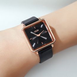Relógio feminino de alta qualidade moda luz luxo quadrado lazer quartzo cinto relógio à prova dwaterproof água