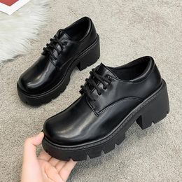 Dress Shoes Pmwrun 2024 Autumn Fashion All-match Retro Thick-soled Loafers British Style Patent Leather Thick-heeled Small