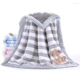 Blankets Siyubebe Baby Blanket Infant Thicken Flannel Swaddle Envelope Stroller Cartoon Born Bedding 75 100