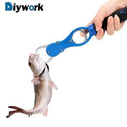 DIYWORK Fishing Lip Grip Aluminum Alloy With 0- 16KG Scale Hand Tools Fish Gripper Hook Fishing Pliers Fishing tool Y200321268u