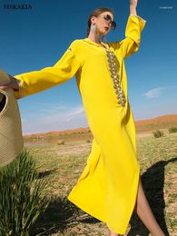 Ethnic Clothing Siskakia Abaya Dress For Women Hooded Rhinestones Beaded Caftan Marocain Robe Dubai 2024 Loose Gulf Abayas Bright Yellow