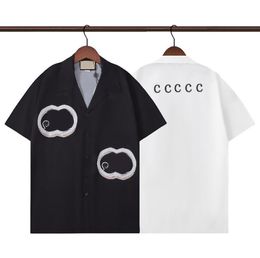 Mens Designer T -shirt med brevtryck strandskjortor Herr Silk Bowling Shirt Casual Men Summer Short Sleeve Loose Tee Tops