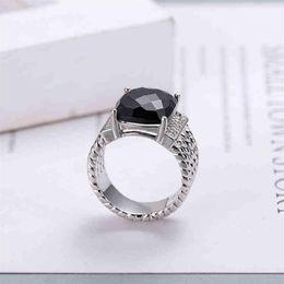 Band Rings 18K Gold Dy ed Wire Prismatic Black Ring Women Fashion Platinum Plated Micro Diamond Trend Versatile Rings Style268C