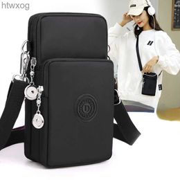 Cell Phone Pouches Small Shoulder Bags Nylon Women Mobile Phone Bags Mini Female Messenger Purse Lady Wallet New 2023 Female CrossBody Bag YQ240131