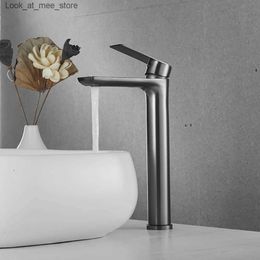 Bathroom Sink Faucets Tianjing stainless steel countertop gun Grey faucet bathroom head washbasin hot and cold black basin faucet Q240301